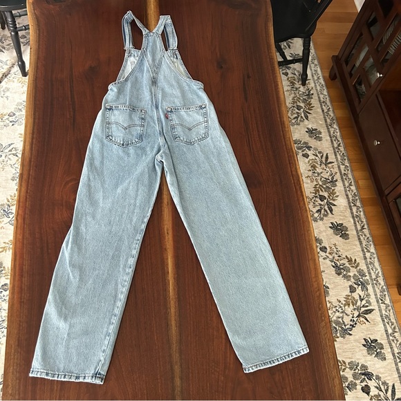 Levi's Vintage-Inspired Light Blue Denim Overalls Size XS - Picture 7 of 16